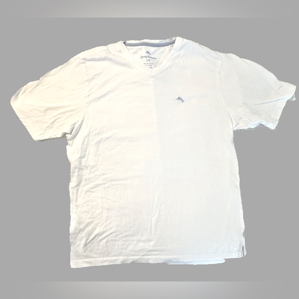 Tommy Bahama men’s white tshirt. Size large
